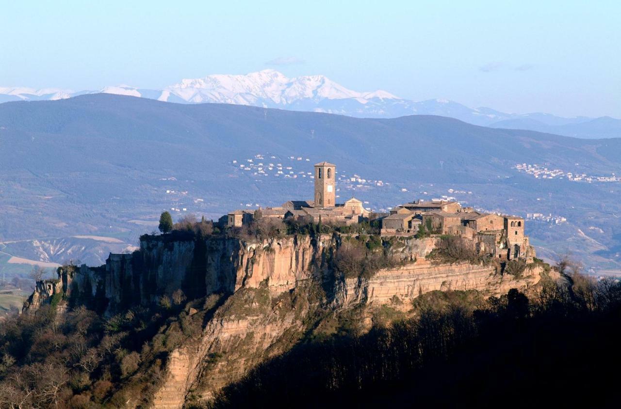 Alessia House Hotell Bagnoregio Exteriör bild