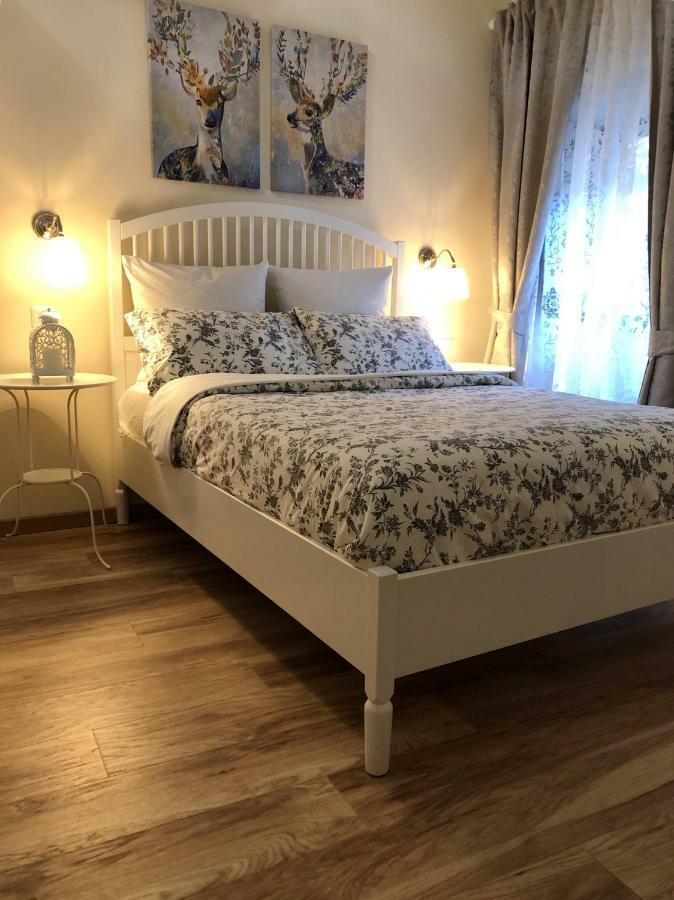 Alessia House Hotell Bagnoregio Exteriör bild